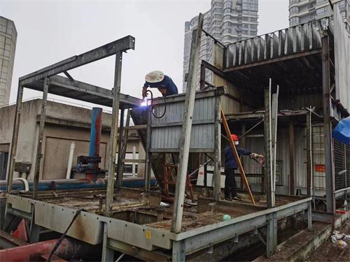 不銹鋼冷卻塔什么地方用的多一些(不銹鋼冷卻塔哪個(gè)牌子好)
