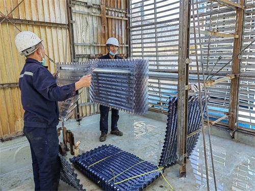 淺析廣東玻璃鋼冷卻塔的運行方式及工藝